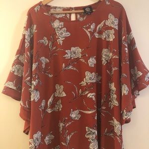 Flowy and flowery Rust colored Top